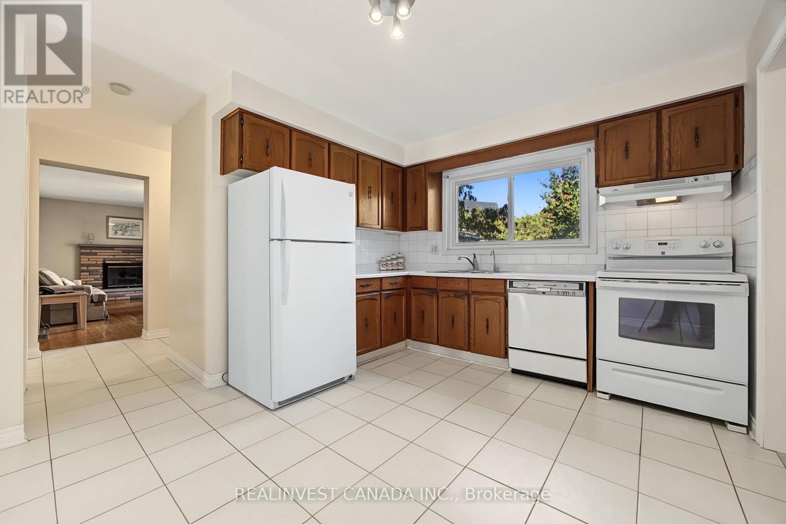 196 Weldrick Road W, Richmond Hill, Ontario  L4C 3V3 - Photo 12 - N14117322