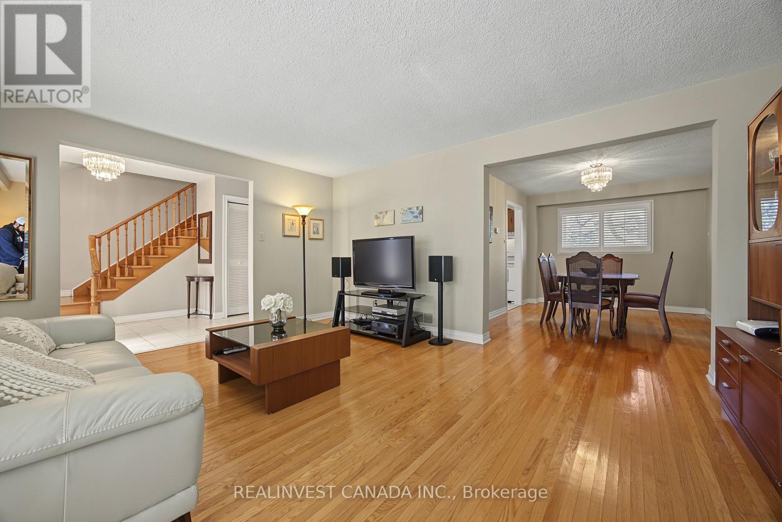 196 Weldrick Road W, Richmond Hill, Ontario  L4C 3V3 - Photo 8 - N14117322