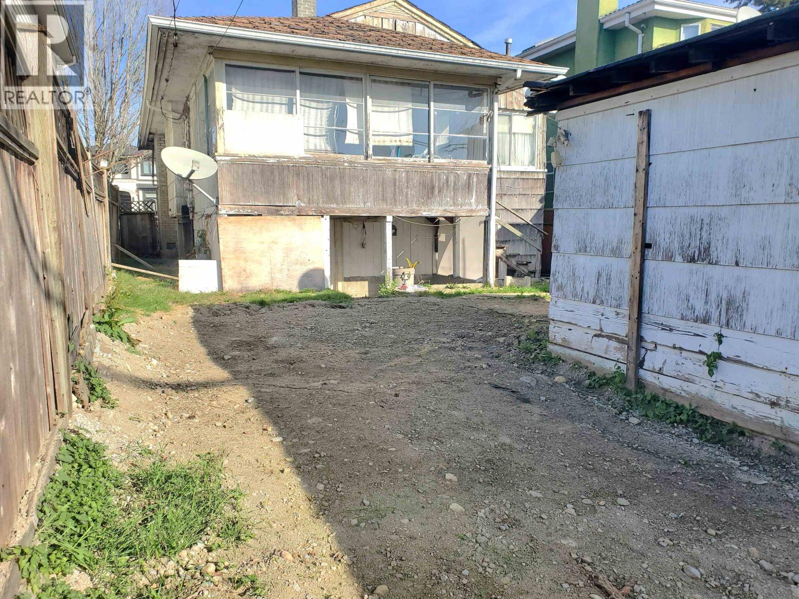 1582 E 49th Avenue, Vancouver, British Columbia  V5P 1S6 - Photo 2 - R3177972