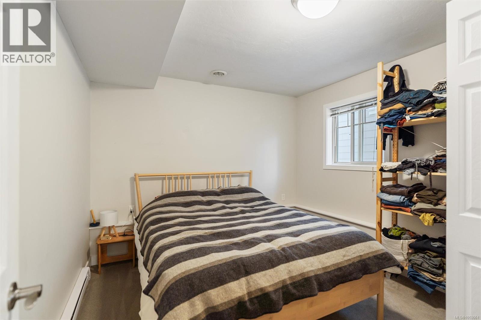 220 Irving Rd
