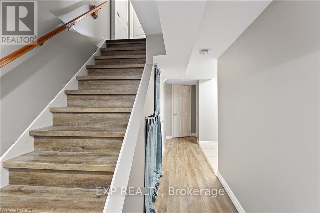 432b Dunvegan Drive, Waterloo, Ontario  N2K 2C7 - Photo 16 - X14117386