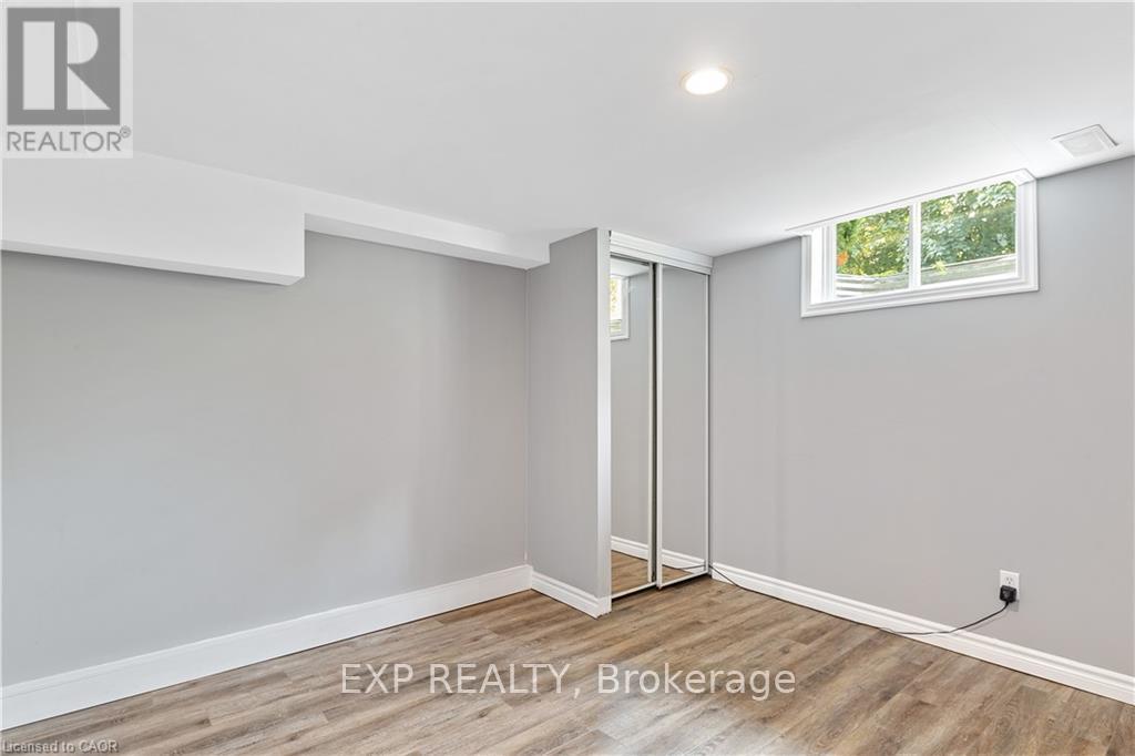 432b Dunvegan Drive, Waterloo, Ontario  N2K 2C7 - Photo 20 - X14117386
