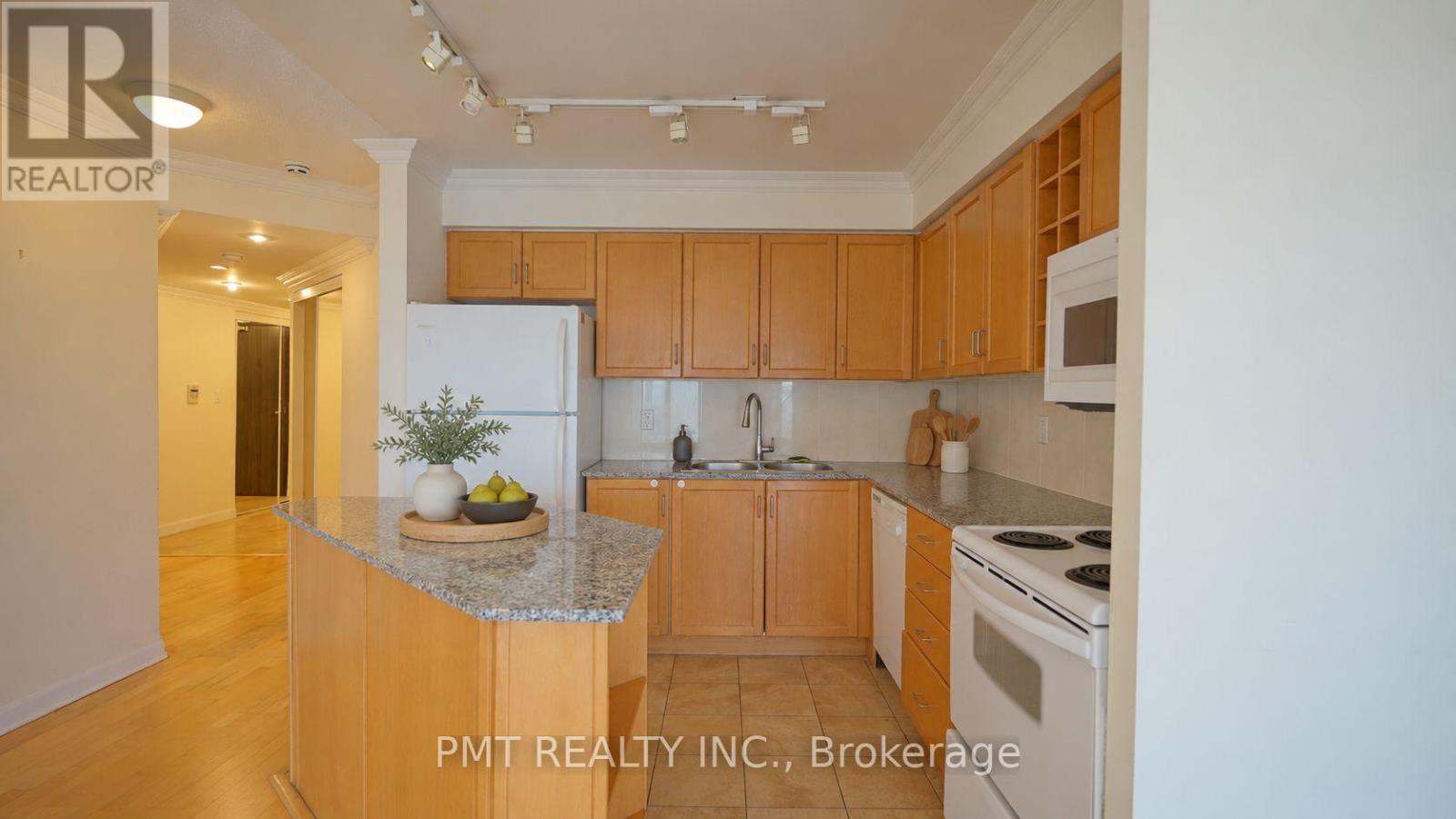 3008 - 210 Victoria Street, Toronto, Ontario  M5B 2R3 - Photo 2 - C13850984