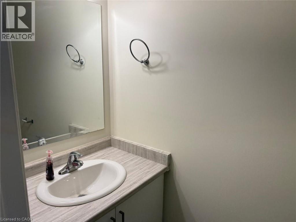311 Bradshaw Drive, Stratford, Ontario  N5A 0K2 - Photo 4 - 40874082