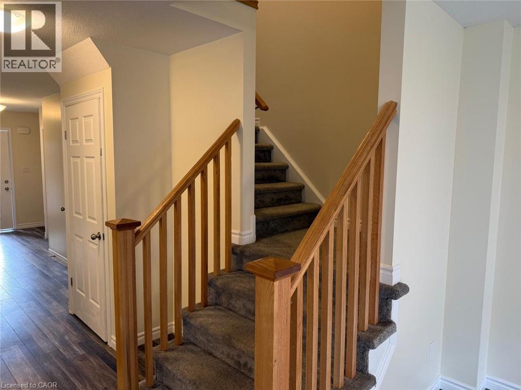 311 Bradshaw Drive, Stratford, Ontario  N5A 0K2 - Photo 9 - 40874082
