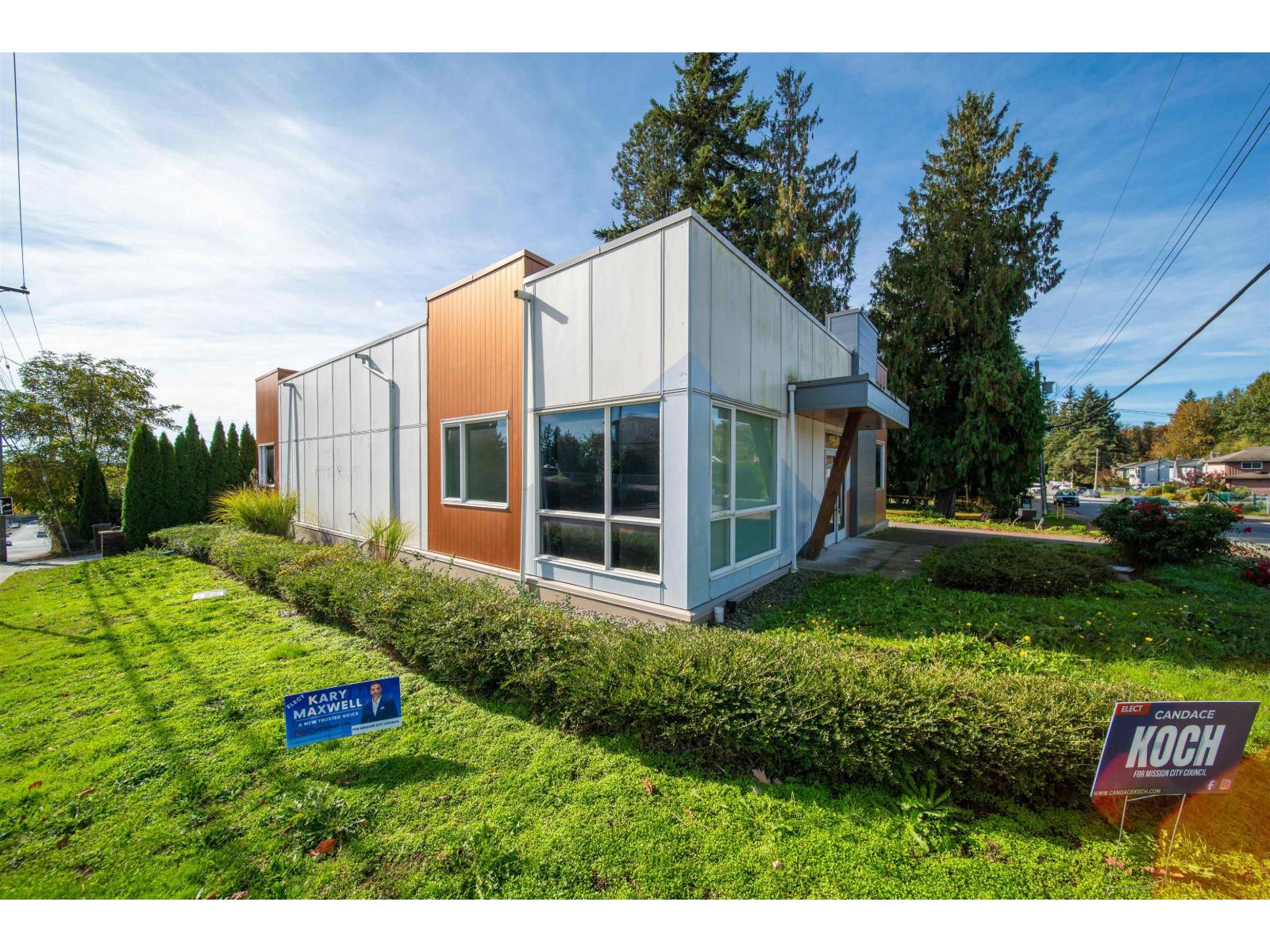 7291 Wren Street, Mission, British Columbia  V2V 3B3 - Photo 2 - C8083101