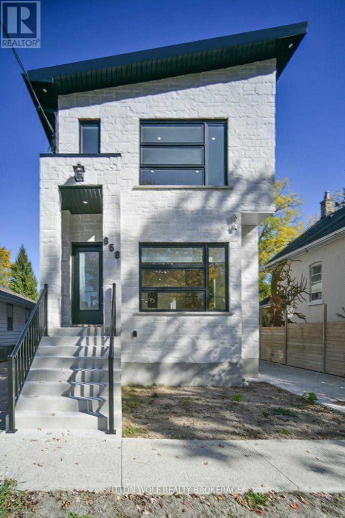 858 WILLIAM STREET, London East, Ontario