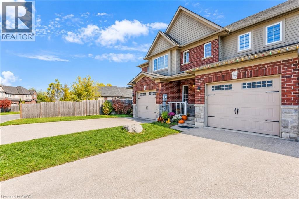 639 Crawford Crescent, Woodstock, Ontario  N4S 8Z5 - Photo 2 - 40873521