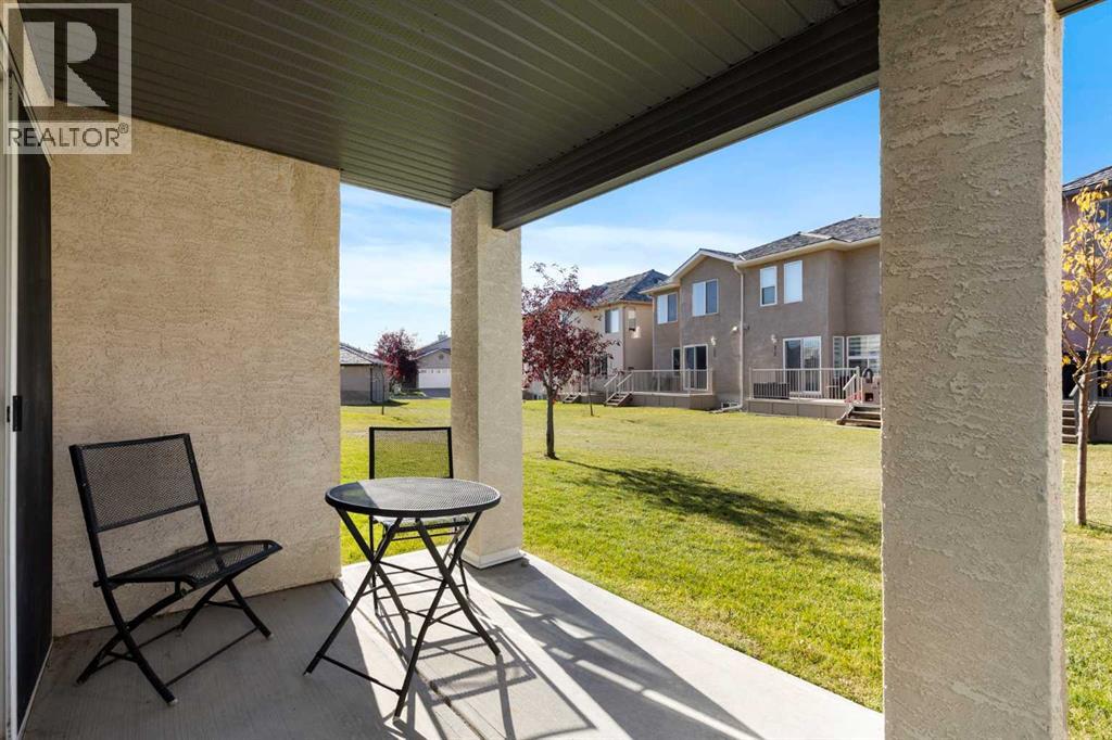 11 Royal Crest Court NW, Calgary, Alberta T3G 5W3 - Photo 33 - A2350656