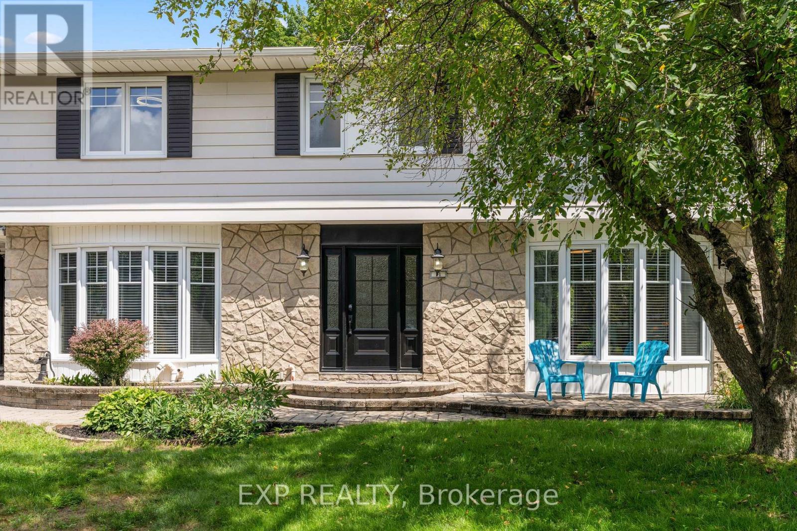 11 Roberta Crescent, Ottawa, Ontario  K2J 1G5 - Photo 3 - X14117468