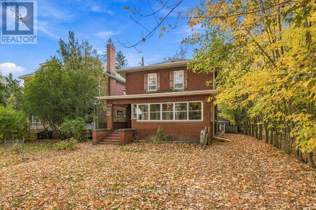 46 Rosebery Place, St. Thomas, Ontario  N5R 2H7 - Photo 3 - X13838332