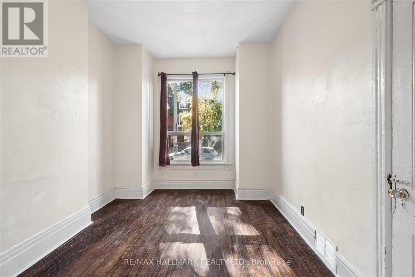 4 First Avenue, Toronto, Ontario  M4M 1W8 - Photo 4 - E14117528