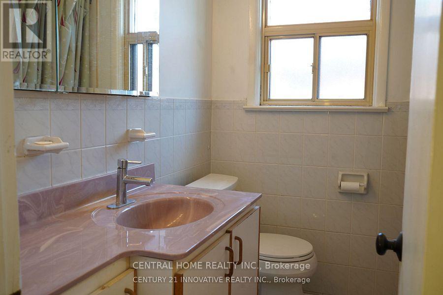 3 Holton Road, Toronto, Ontario  M1G 1E7 - Photo 12 - E14117546