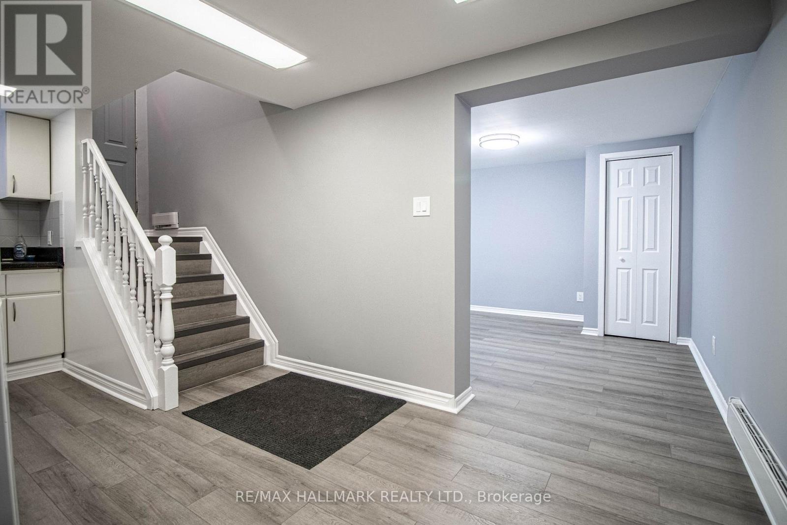 300 - 123 Dunn Avenue, Toronto, Ontario  M6K 2R8 - Photo 3 - W14117460