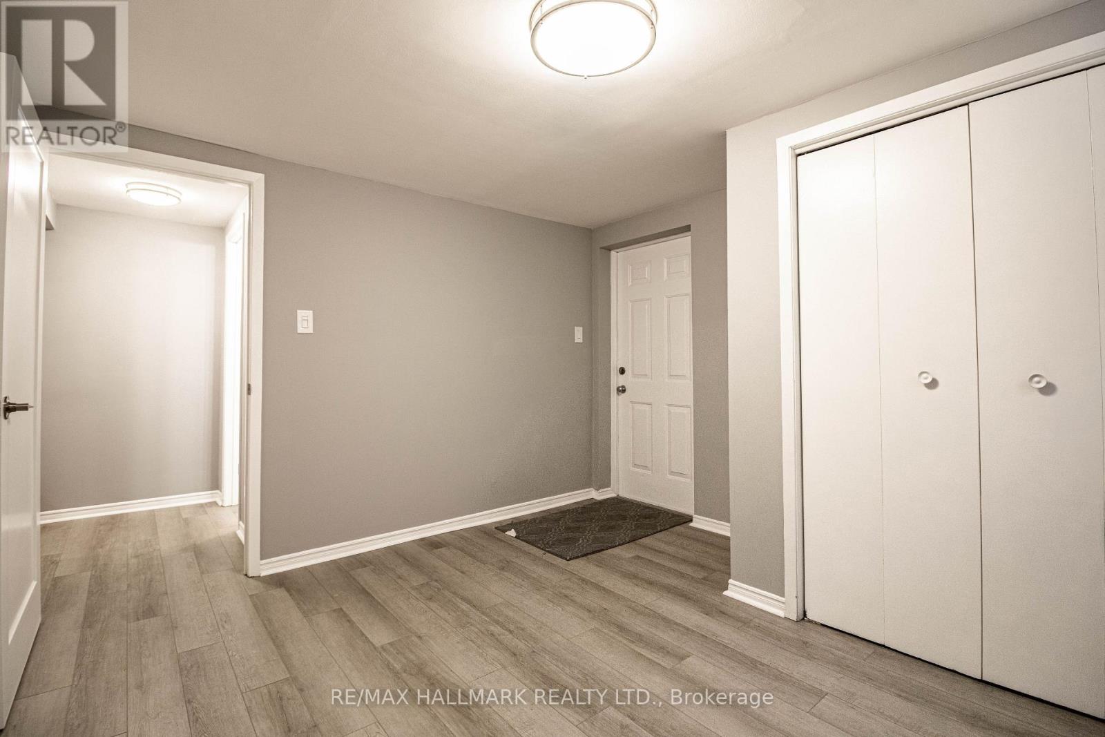 300 - 123 Dunn Avenue, Toronto, Ontario  M6K 2R8 - Photo 9 - W14117460