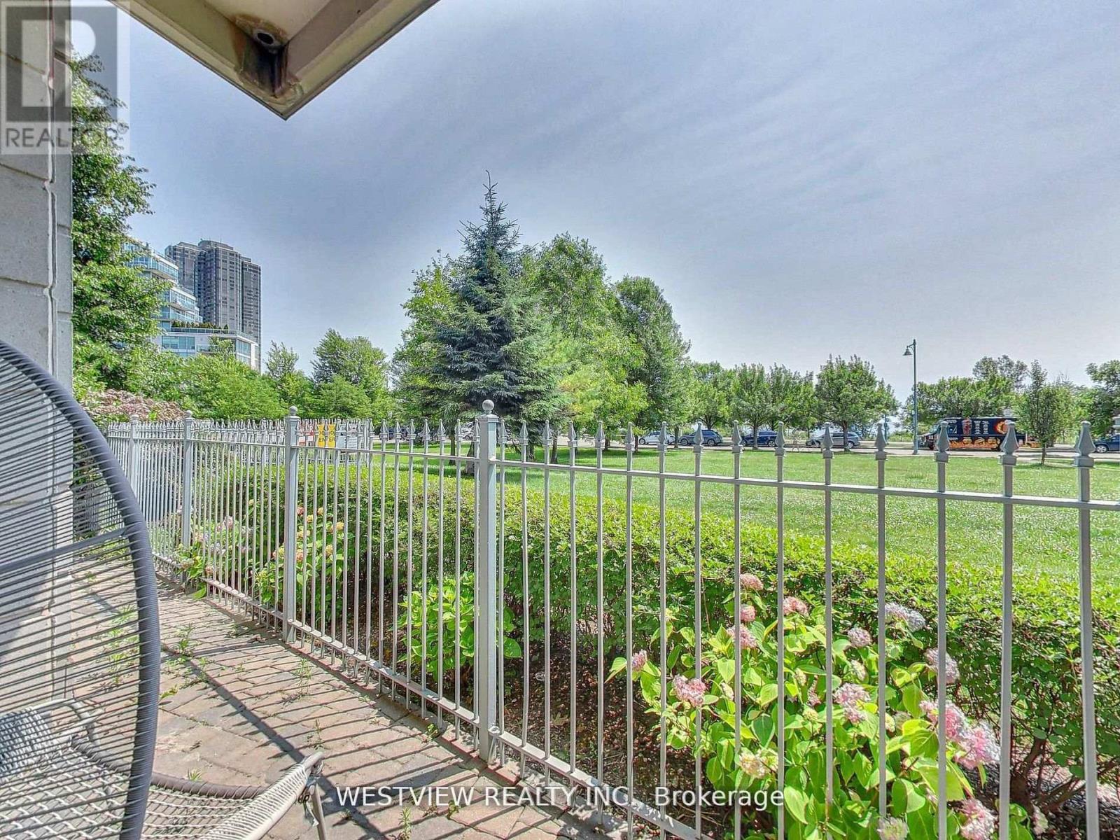 116 - 2111 Lake Shore Boulevard W, Toronto, Ontario  M8V 4B2 - Photo 3 - W14117524