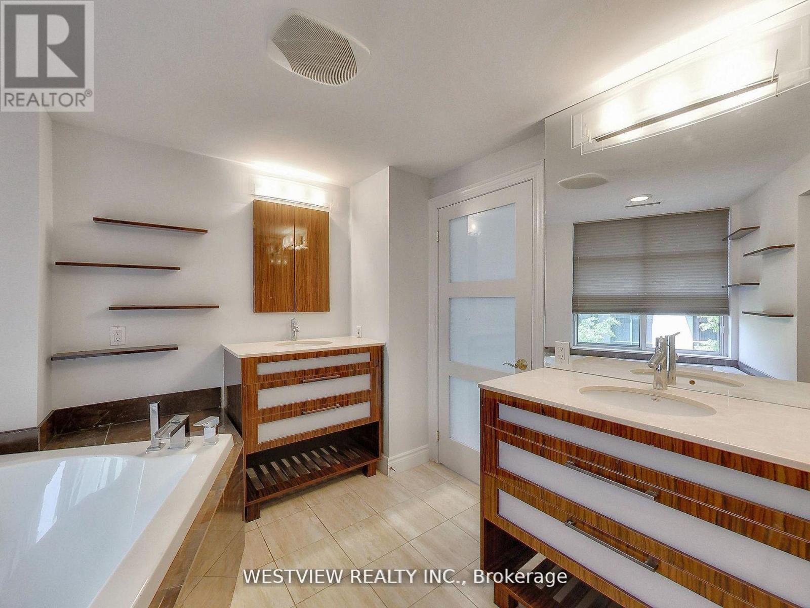 116 - 2111 Lake Shore Boulevard W, Toronto, Ontario  M8V 4B2 - Photo 32 - W14117524