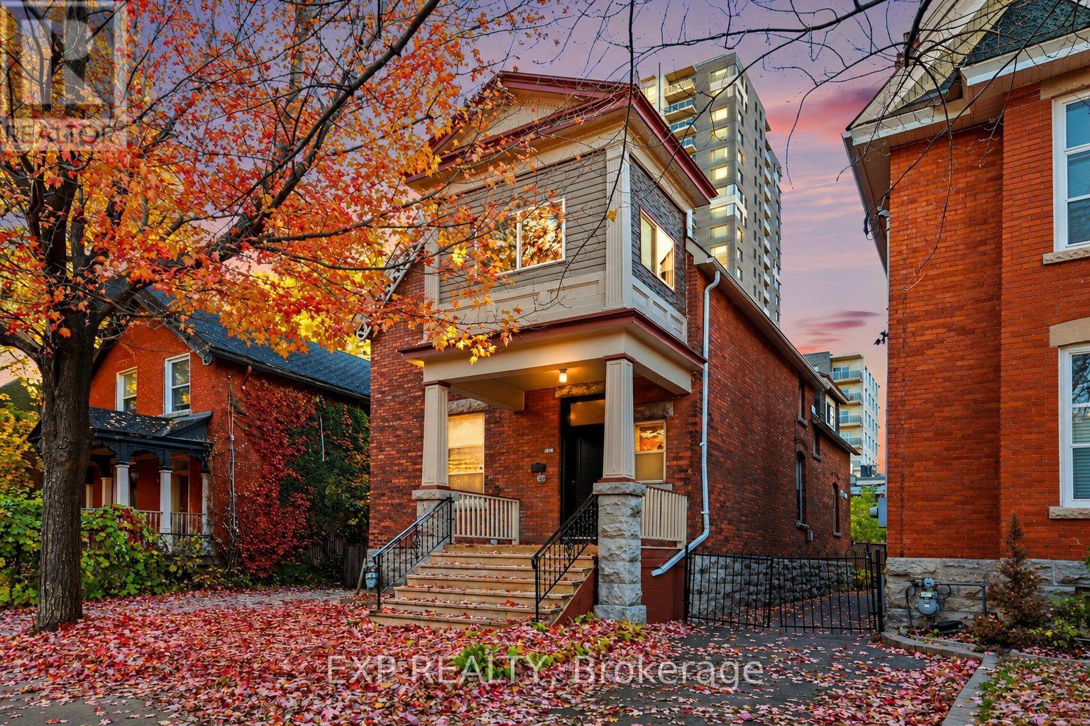 B - 419 BESSERER STREET, Ottawa, Ontario