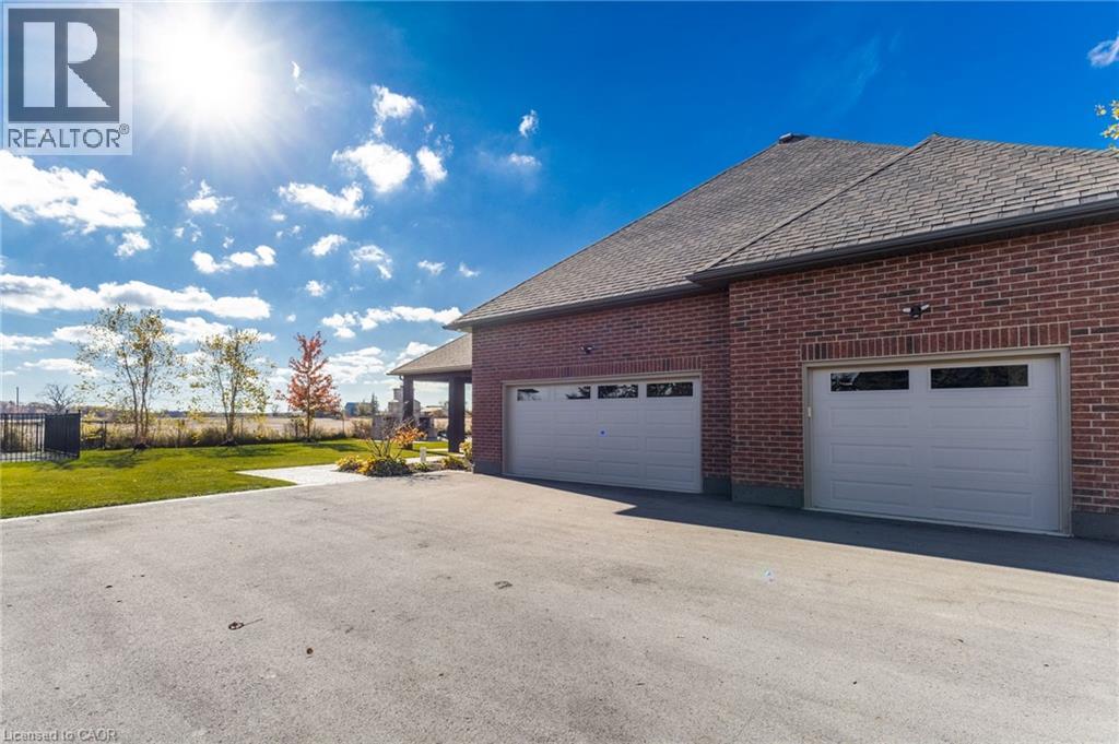 455 Bell Road, Binbrook, Ontario  L0R 1C0 - Photo 43 - 40873950