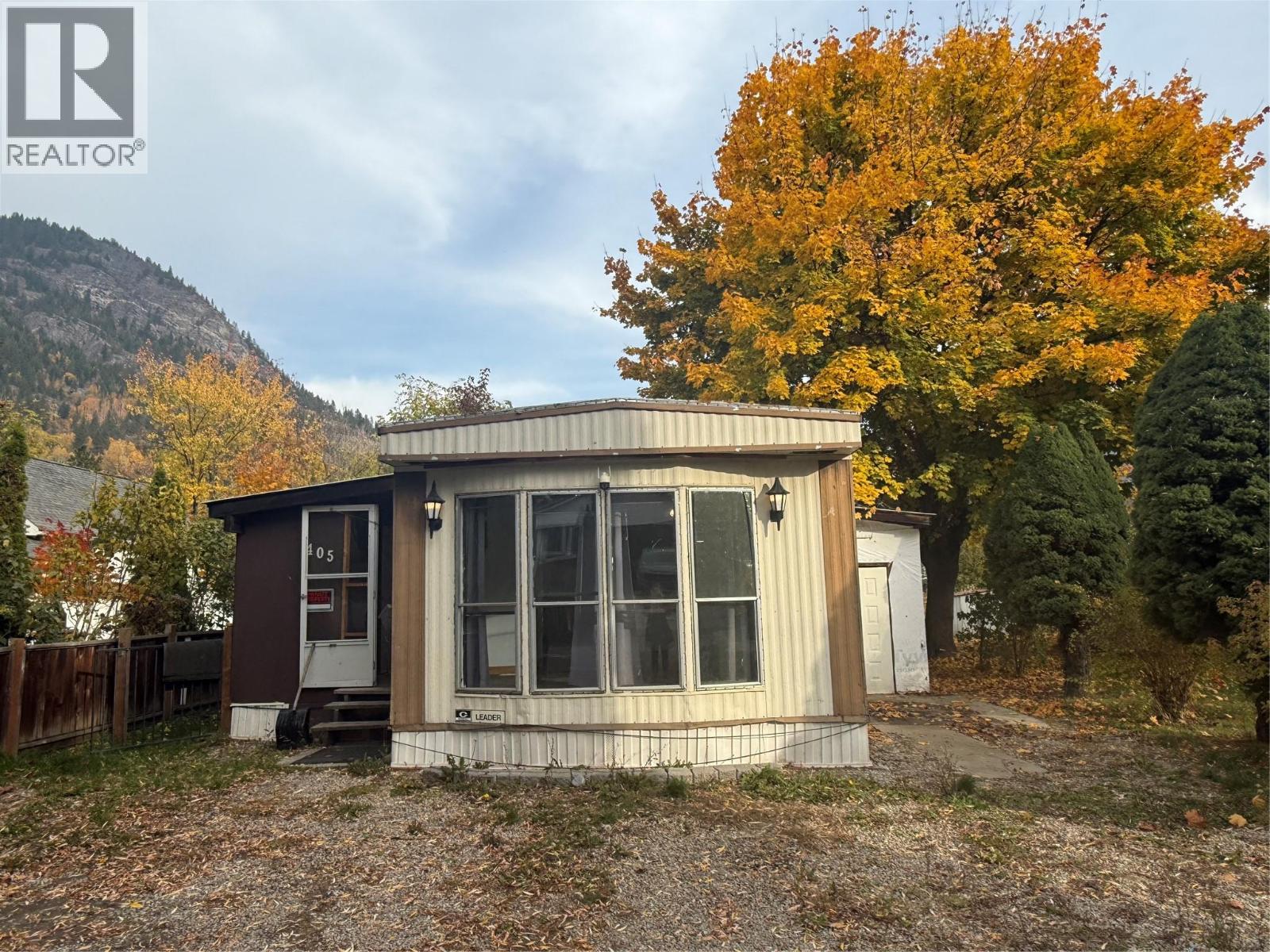 405 3rd Avenue, Castlegar, British Columbia