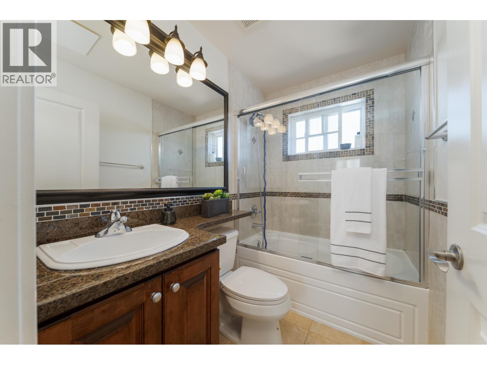 2418 St. Catherines Street, Vancouver, British Columbia  V5T 3X9 - Photo 36 - R3178422