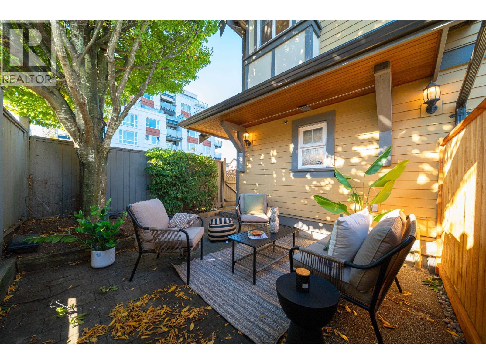 2418 St. Catherines Street, Vancouver, British Columbia  V5T 3X9 - Photo 7 - R3178422