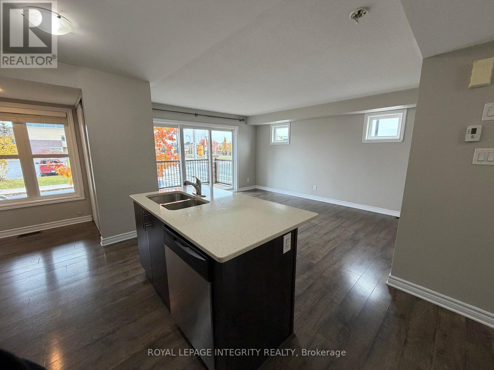 139 - 85 Mancini Way, Ottawa, Ontario K2J 5X2 - Photo 4 - X14110970