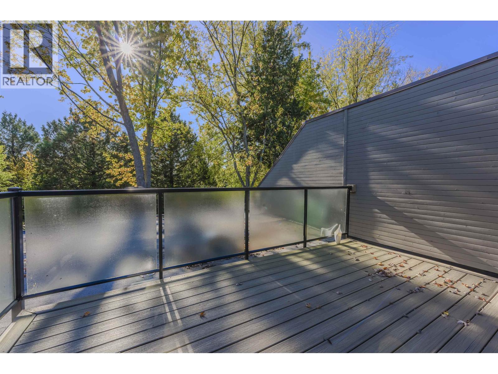 426 GREENSBORO PLACE