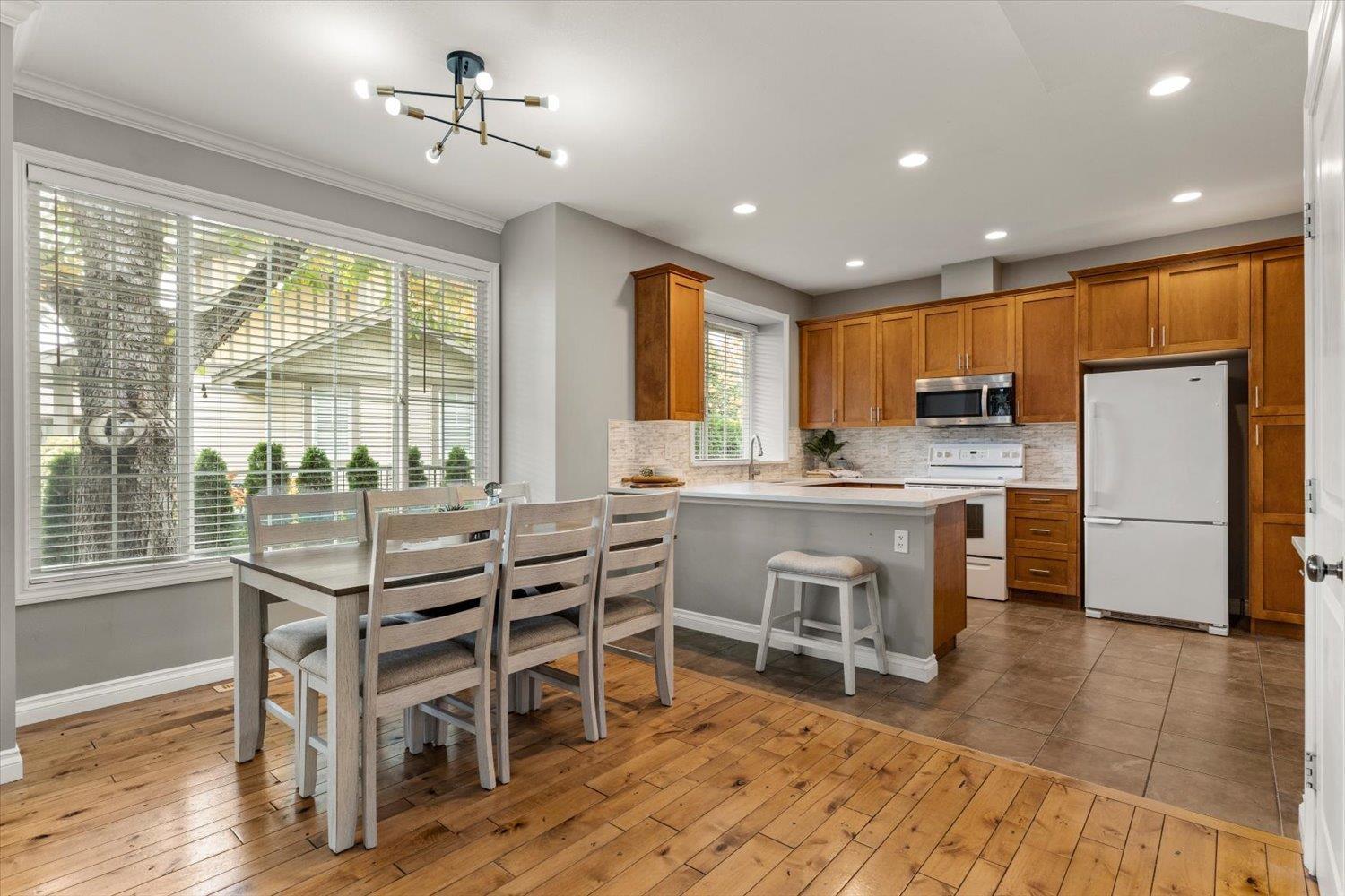 42 45545 TAMIHI WAY|Garrison Crossing