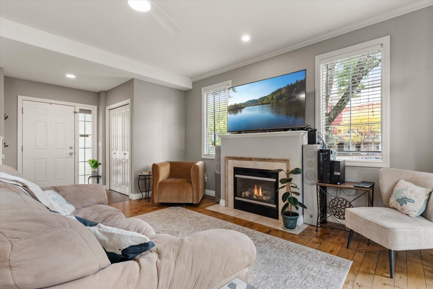 42 45545 TAMIHI WAY|Garrison Crossing
