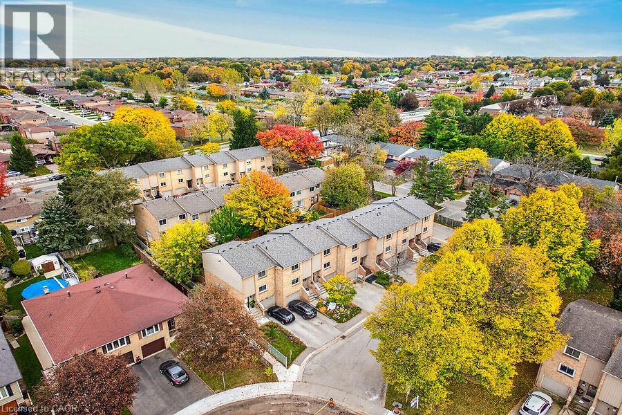 63 Fonthill Road Unit# 3, Hamilton, Ontario L9C 6T1 - Photo 3 - 40874060