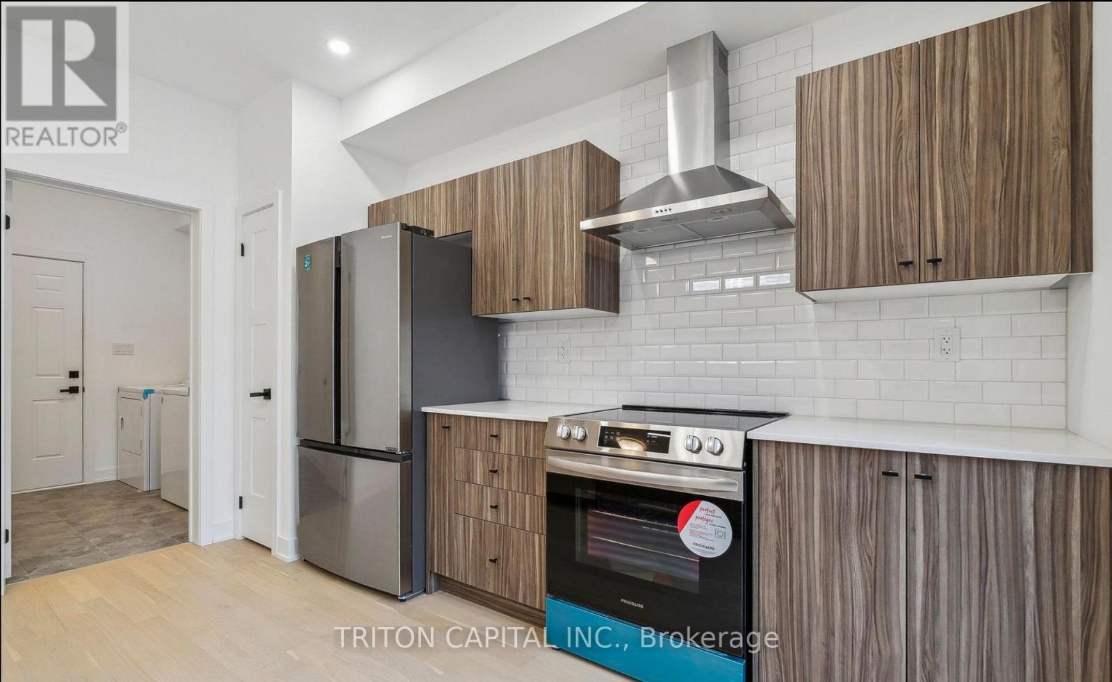 Upper - 75 Wheatfield Road, Barrie, Ontario  L9J 0C2 - Photo 6 - S13868630