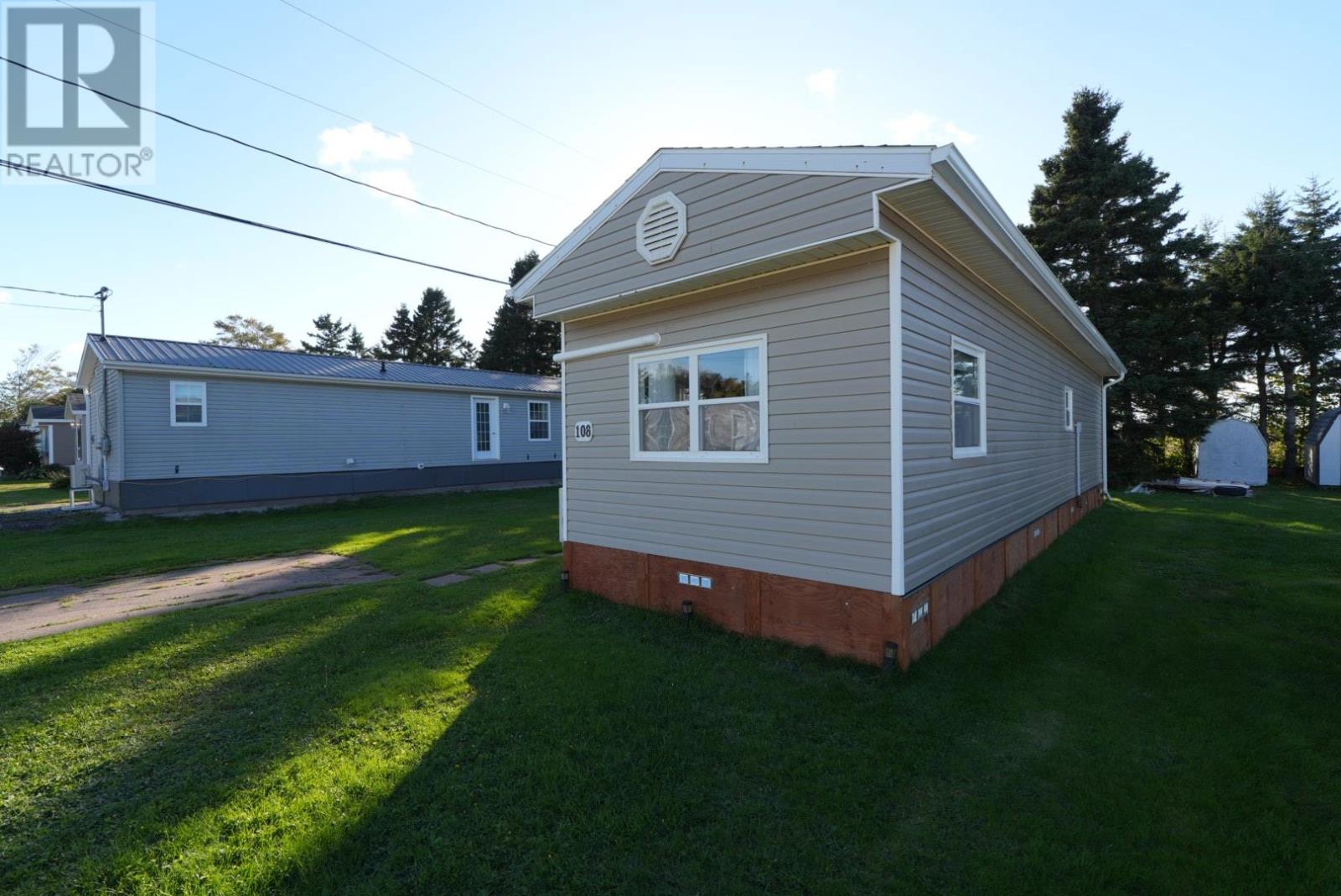 108 Evergreen Village, Summerside, Prince Edward Island  C1N 4B8 - Photo 6 - 202626664