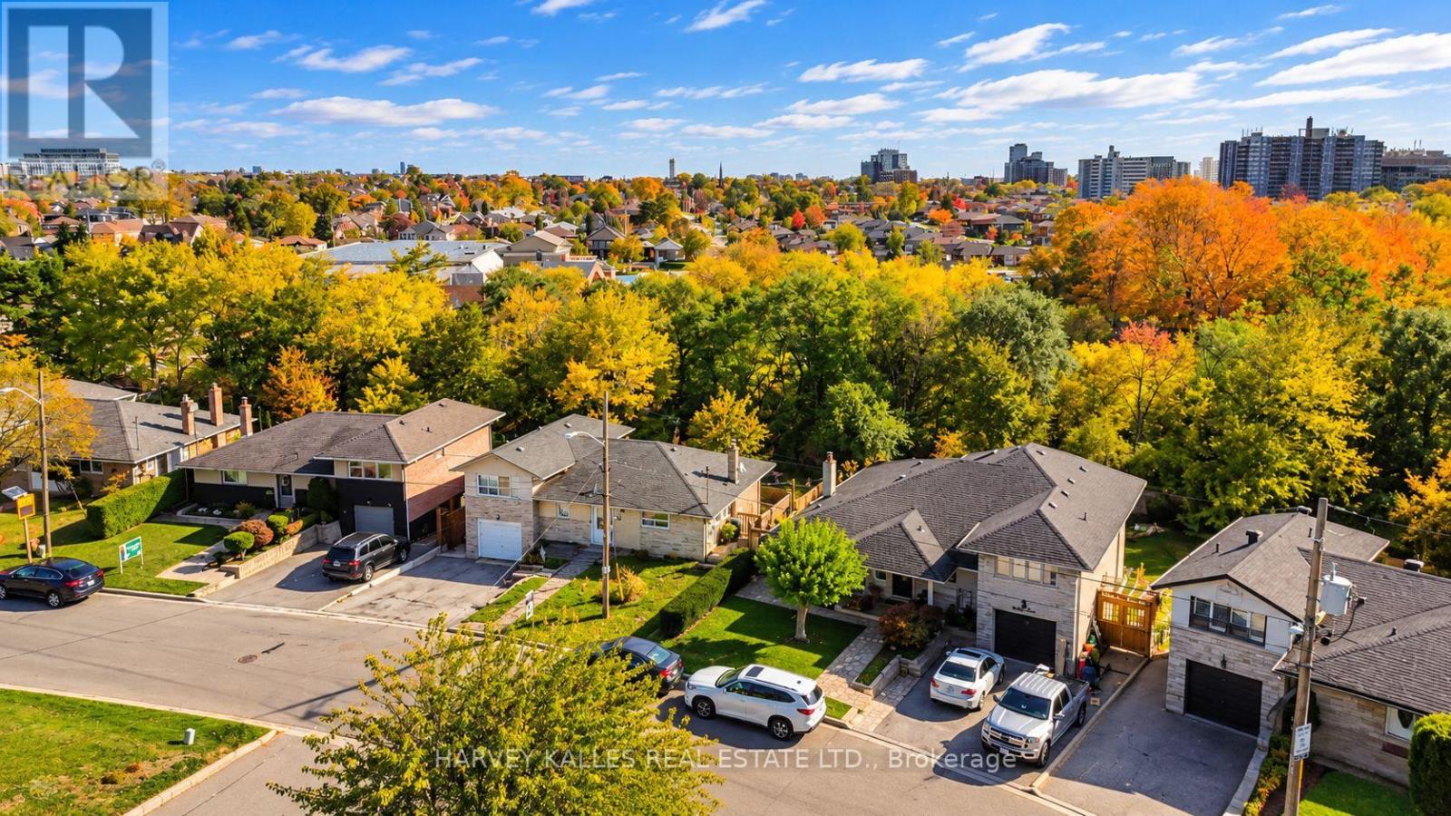 85 Letchworth Crescent, Toronto, Ontario  M3M 1Z1 - Photo 3 - W14117692