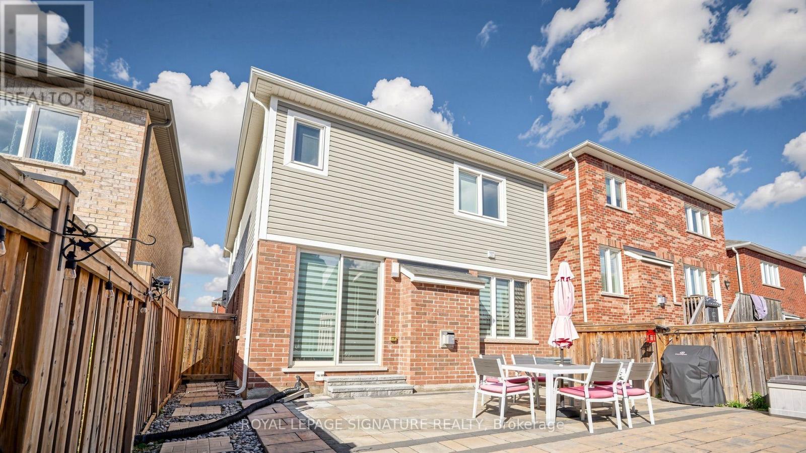 426 Clarkson Gate, Milton, Ontario  L9E 0B7 - Photo 36 - W14117696