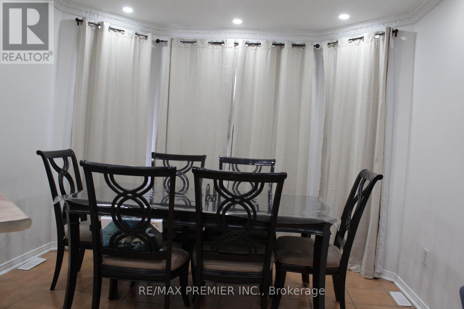 A - 25 Westbrook Avenue, Brampton, Ontario  L6P 1L7 - Photo 13 - W14117710