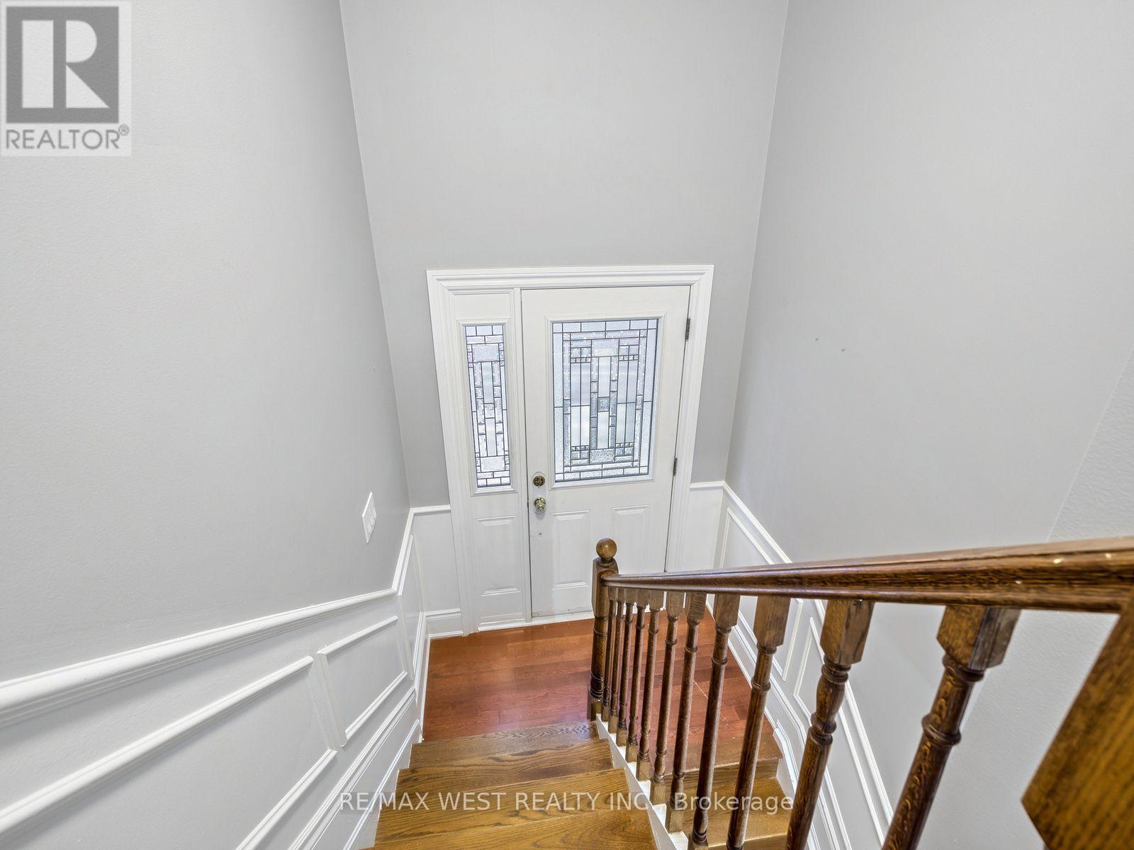 49 Dynevor Road, Toronto, Ontario  M6E 3W7 - Photo 13 - W14117722