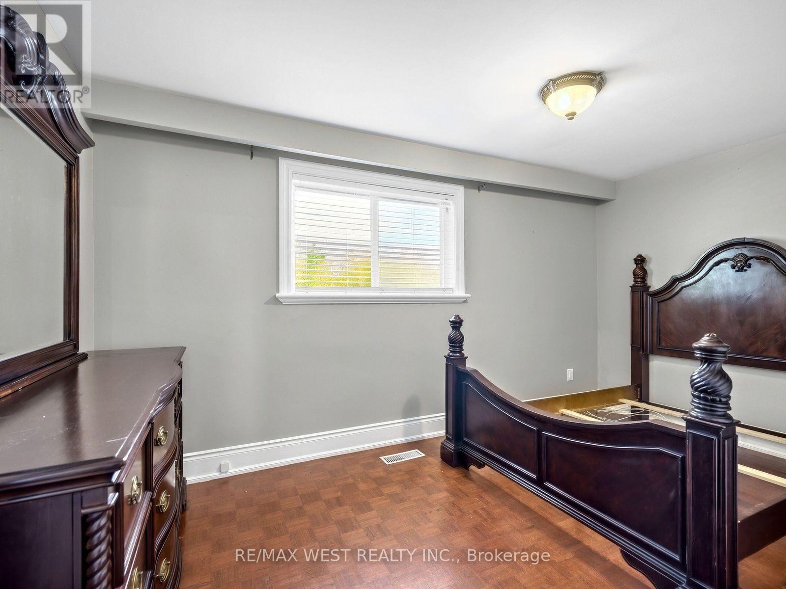 49 Dynevor Road, Toronto, Ontario  M6E 3W7 - Photo 14 - W14117722