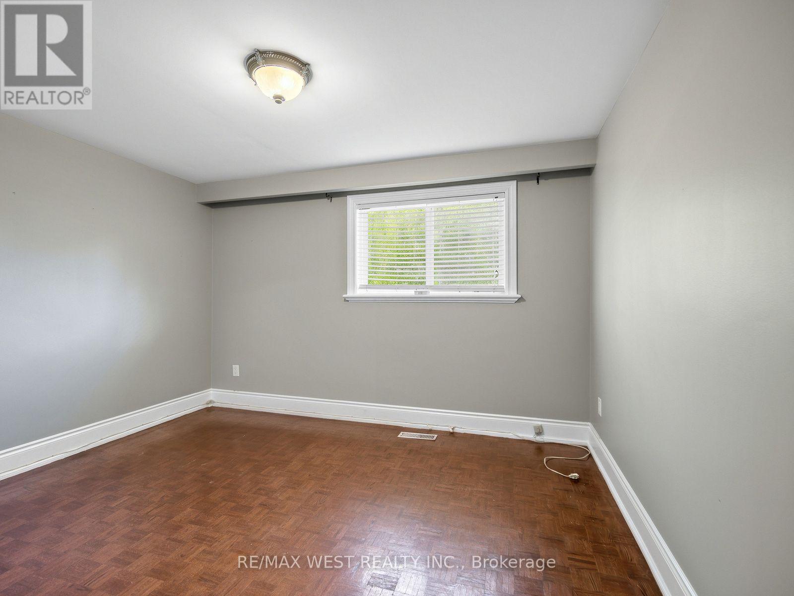 49 Dynevor Road, Toronto, Ontario  M6E 3W7 - Photo 16 - W14117722
