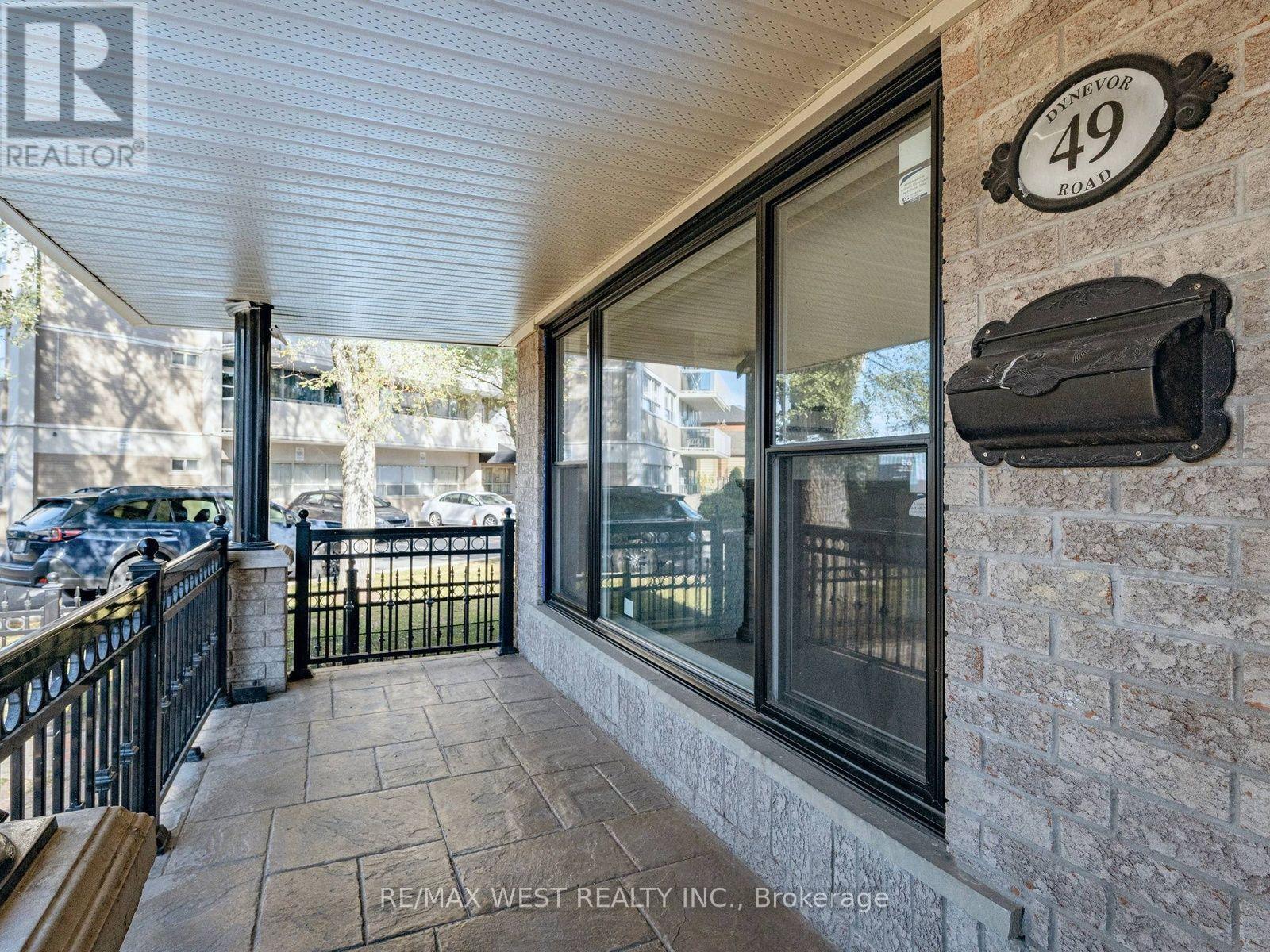 49 Dynevor Road, Toronto, Ontario  M6E 3W7 - Photo 3 - W14117722