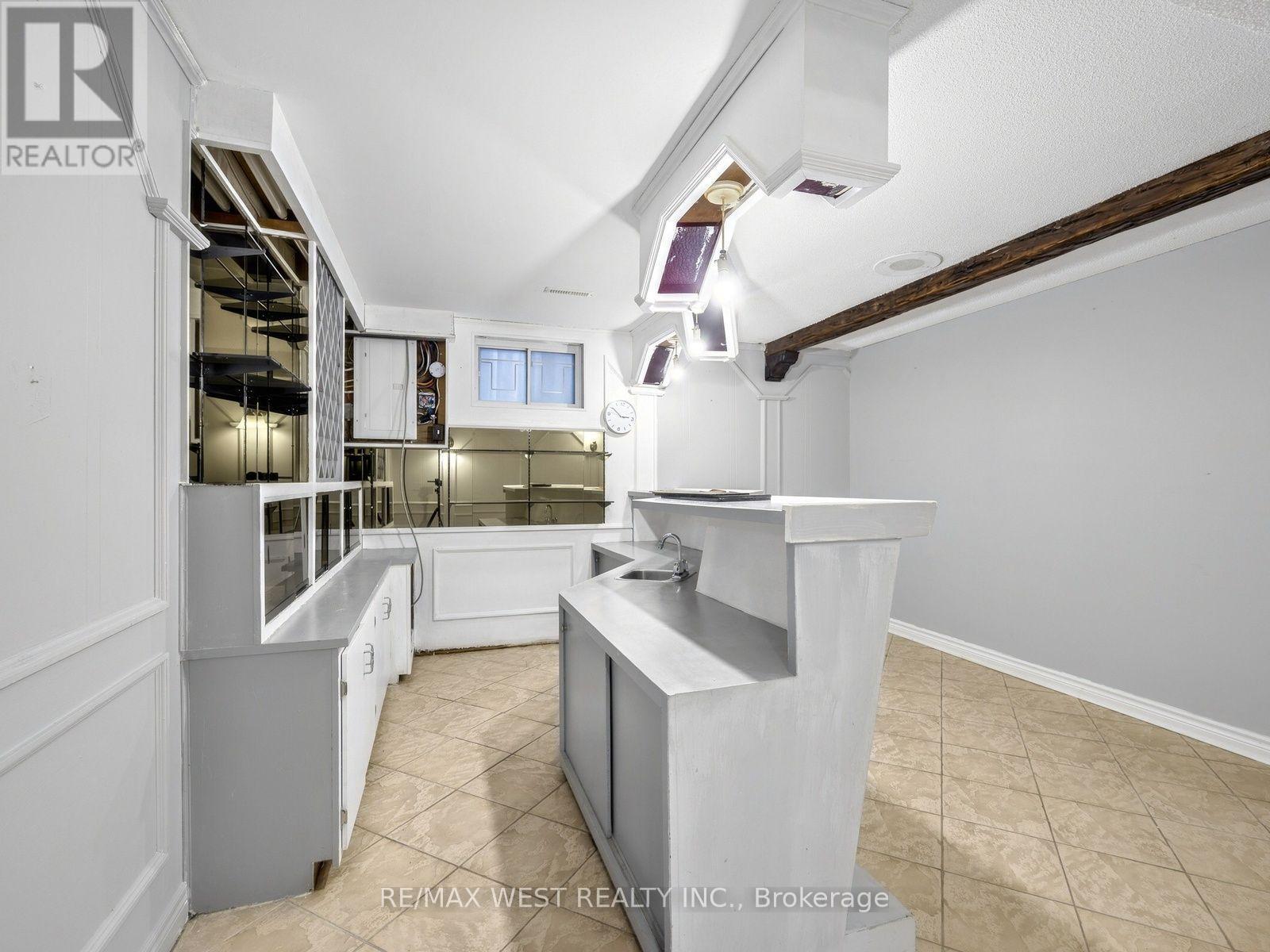 49 Dynevor Road, Toronto, Ontario  M6E 3W7 - Photo 33 - W14117722