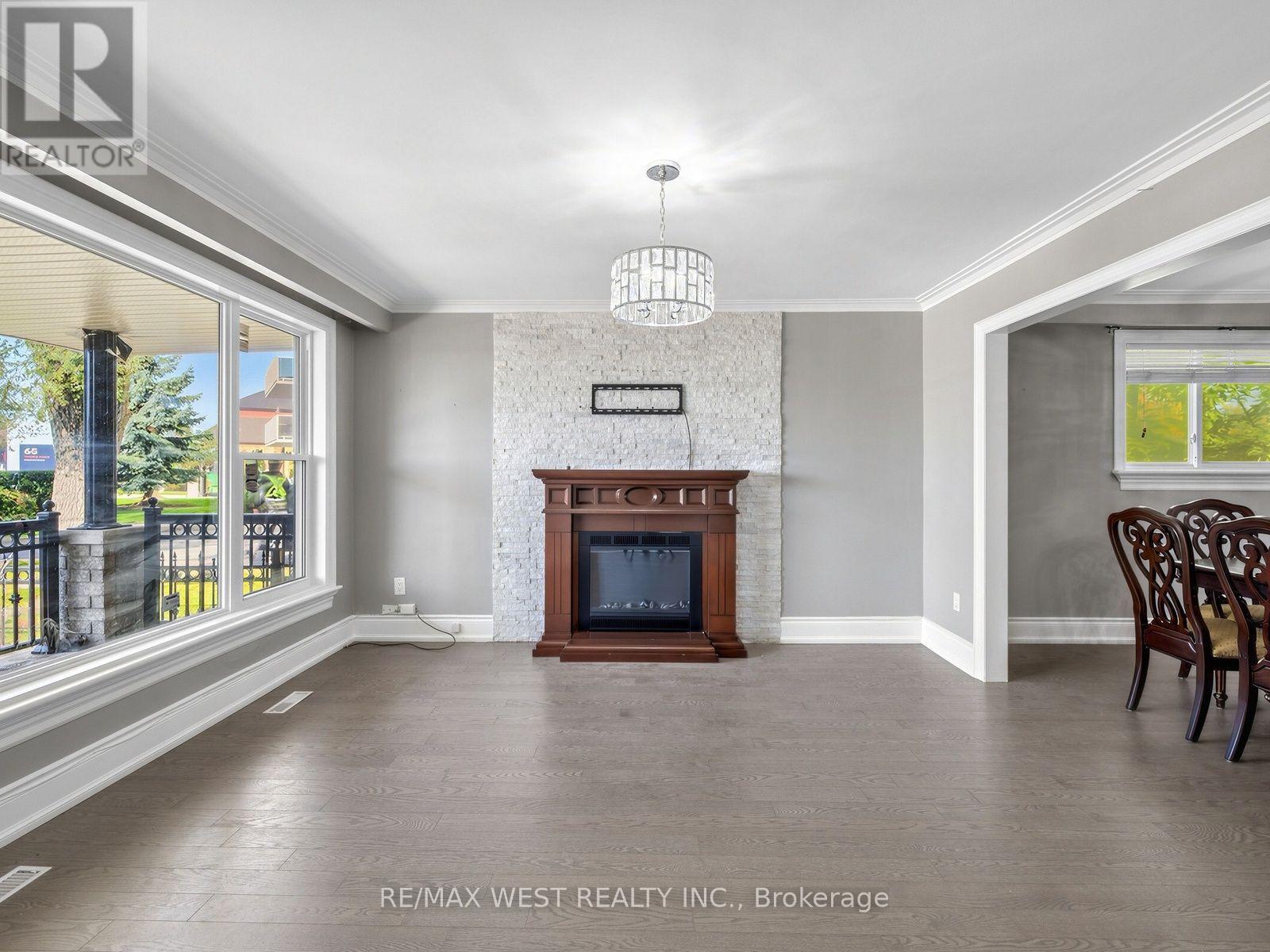 49 Dynevor Road, Toronto, Ontario  M6E 3W7 - Photo 5 - W14117722