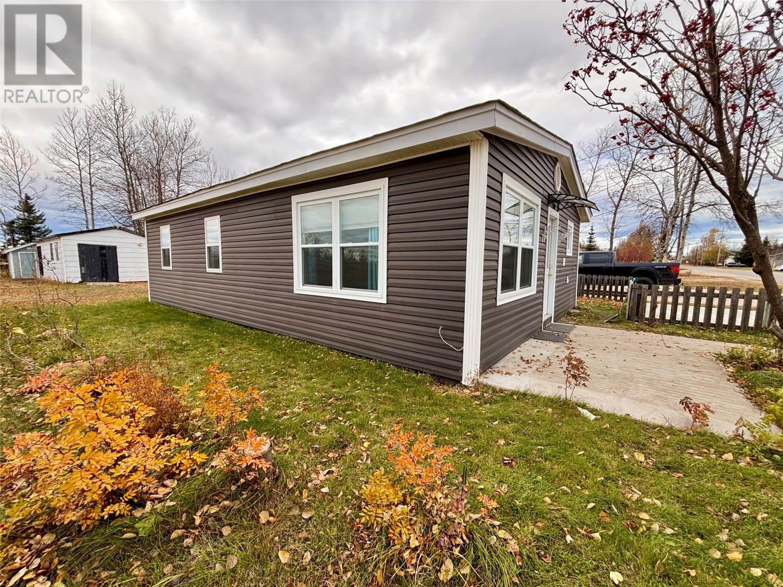 7 Tenth Street, Goose Bay — photo 3