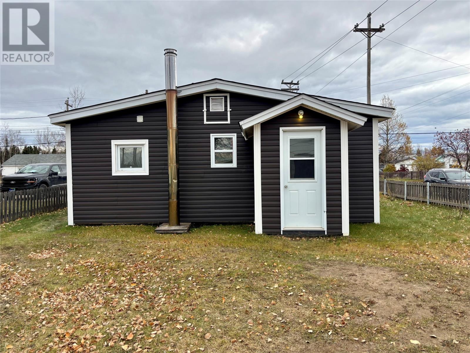 7 Tenth Street, Goose Bay — photo 5