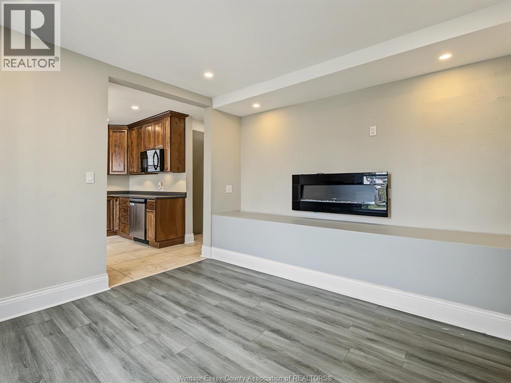 434 Gladstone Avenue, Windsor, Ontario  N9A 2P9 - Photo 10 - 26026281