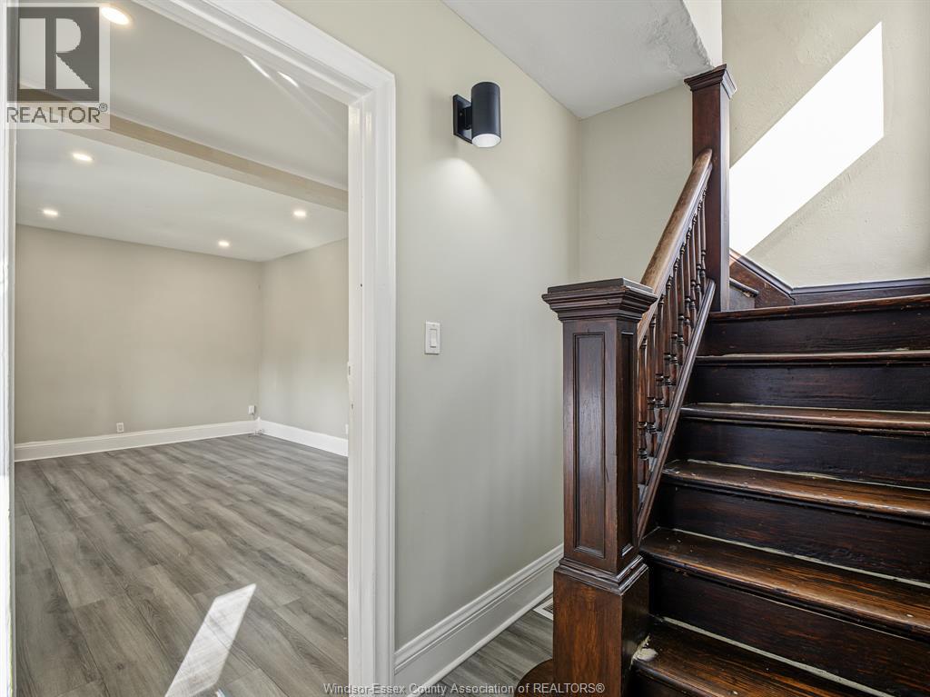 434 Gladstone Avenue, Windsor, Ontario  N9A 2P9 - Photo 6 - 26026281