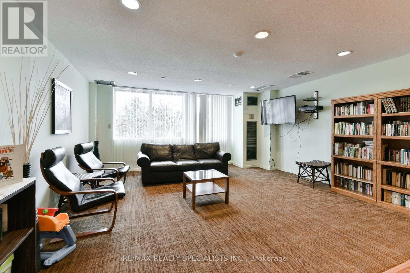 813 - 145 Hillcrest Avenue, Mississauga, Ontario  L5B 3Z1 - Photo 44 - W14116412