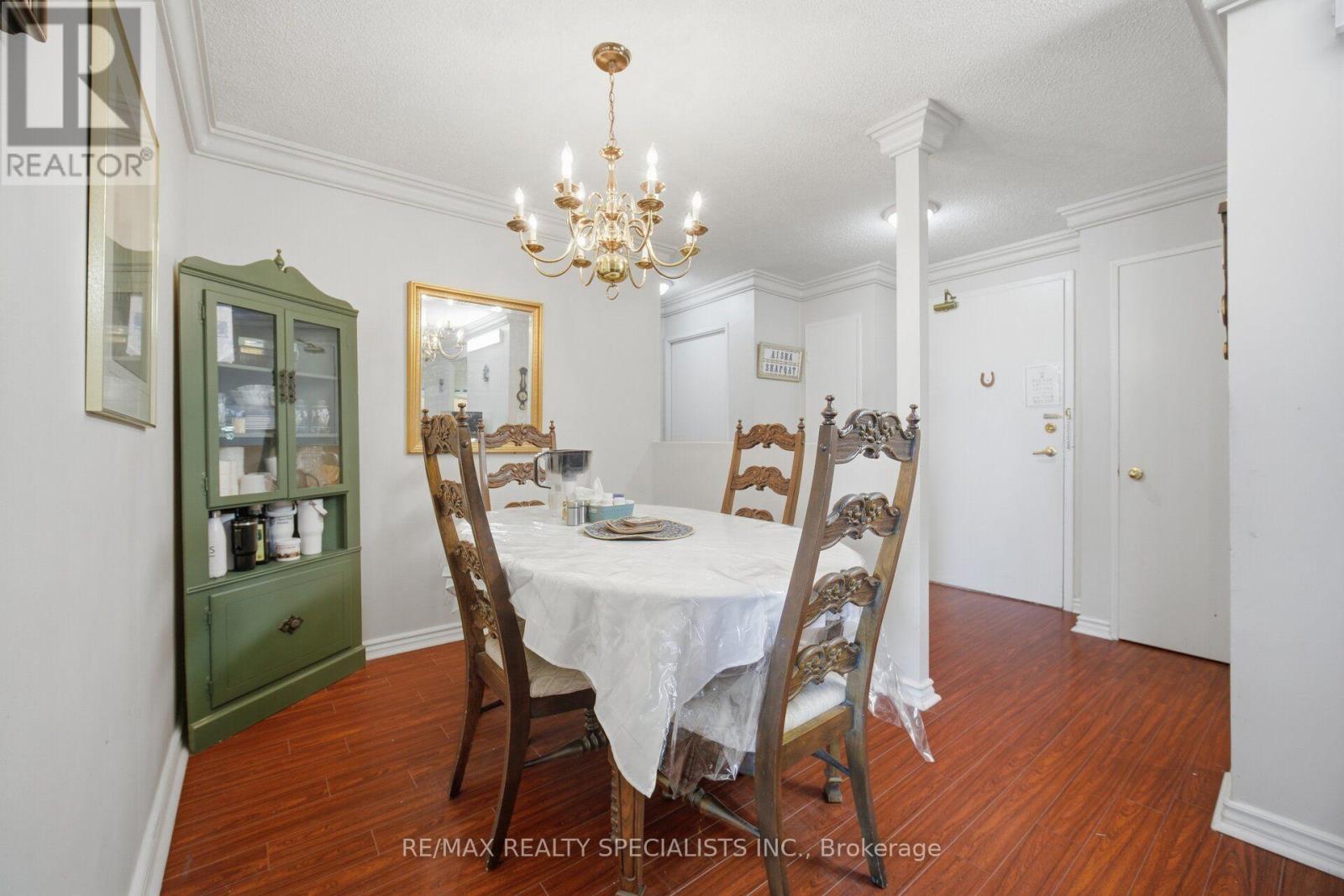 813 - 145 Hillcrest Avenue, Mississauga, Ontario  L5B 3Z1 - Photo 12 - W14116412