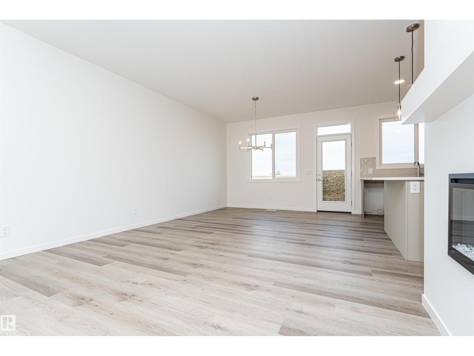 2308 160 ST SW