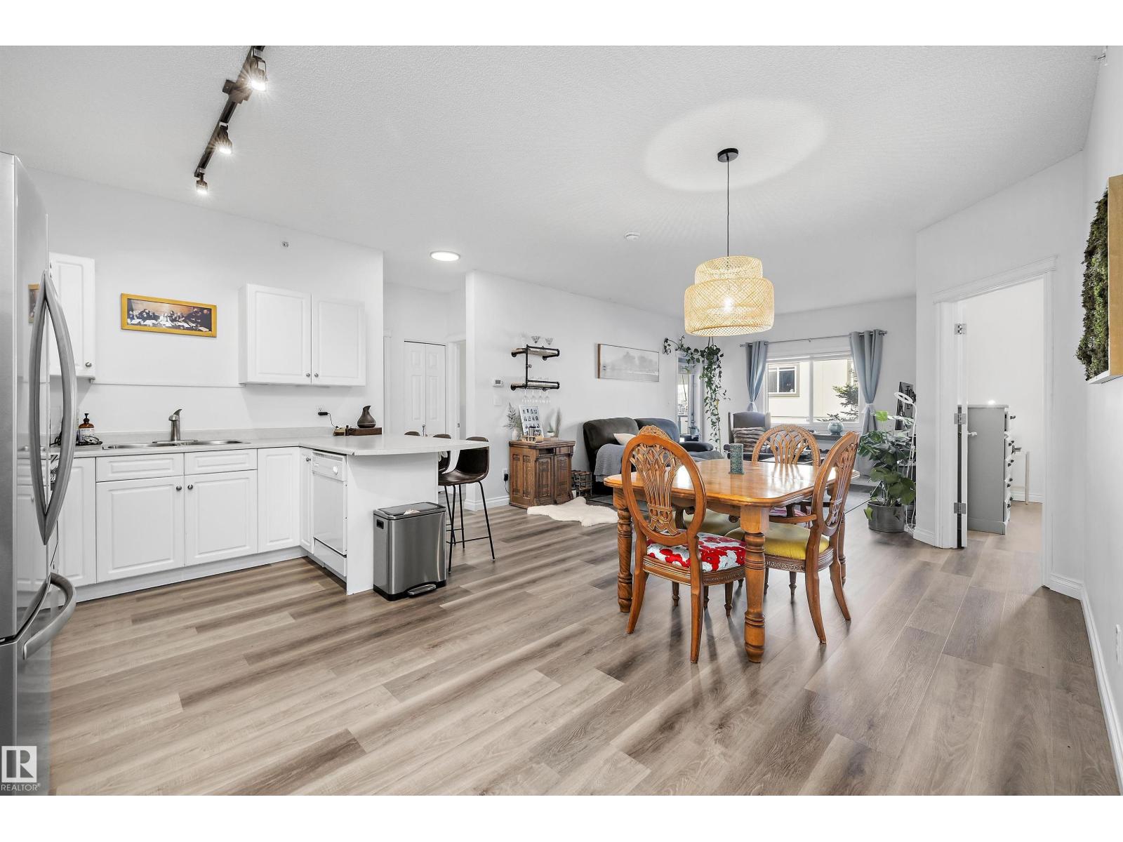 #405 304 LEWIS ESTATES BV NW